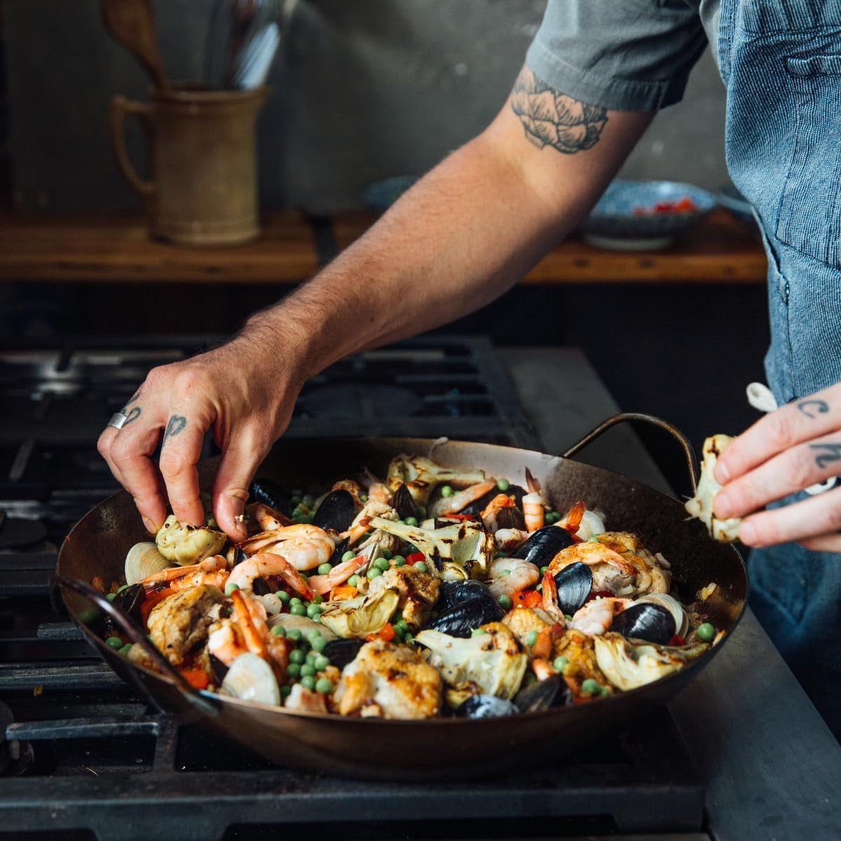 Bourgeat Black Carbon Steel Paella Pan, 17 1/2"